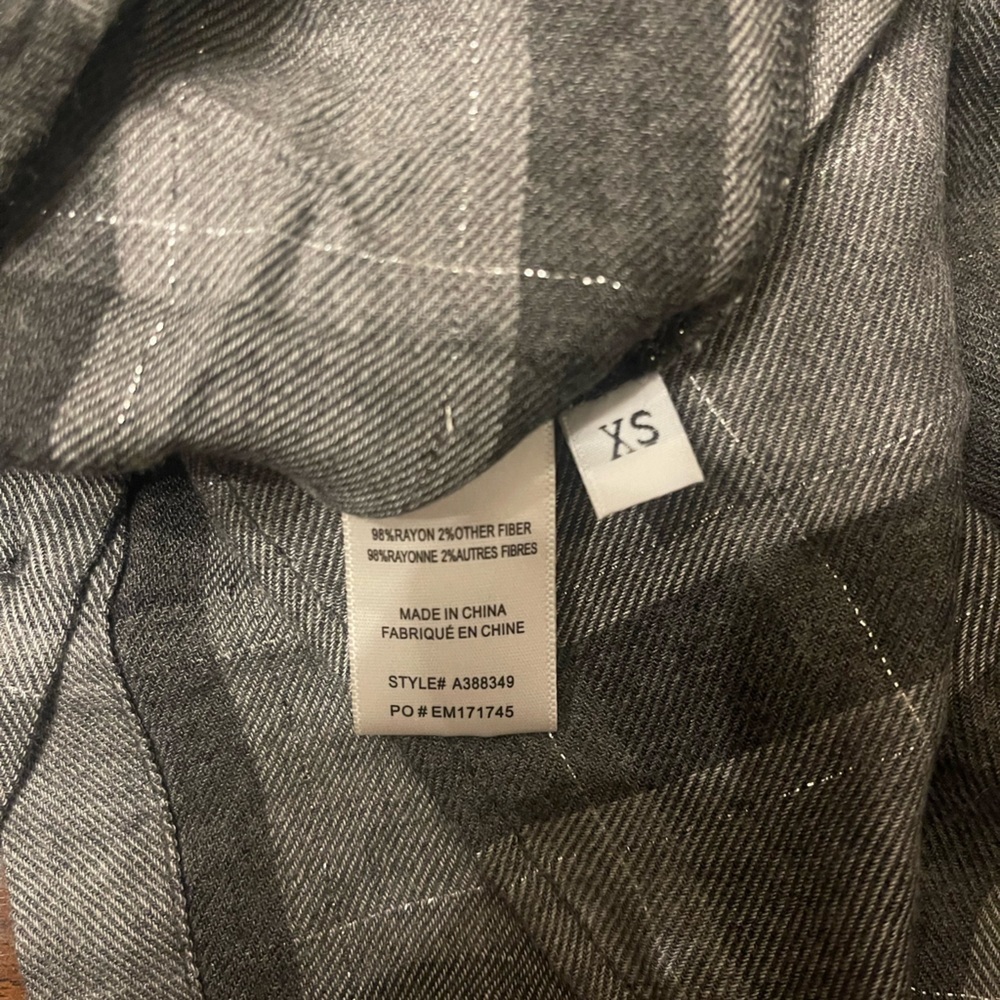 Side stitch Grey Plaid Button Up Size XS - Picture 3 of 6